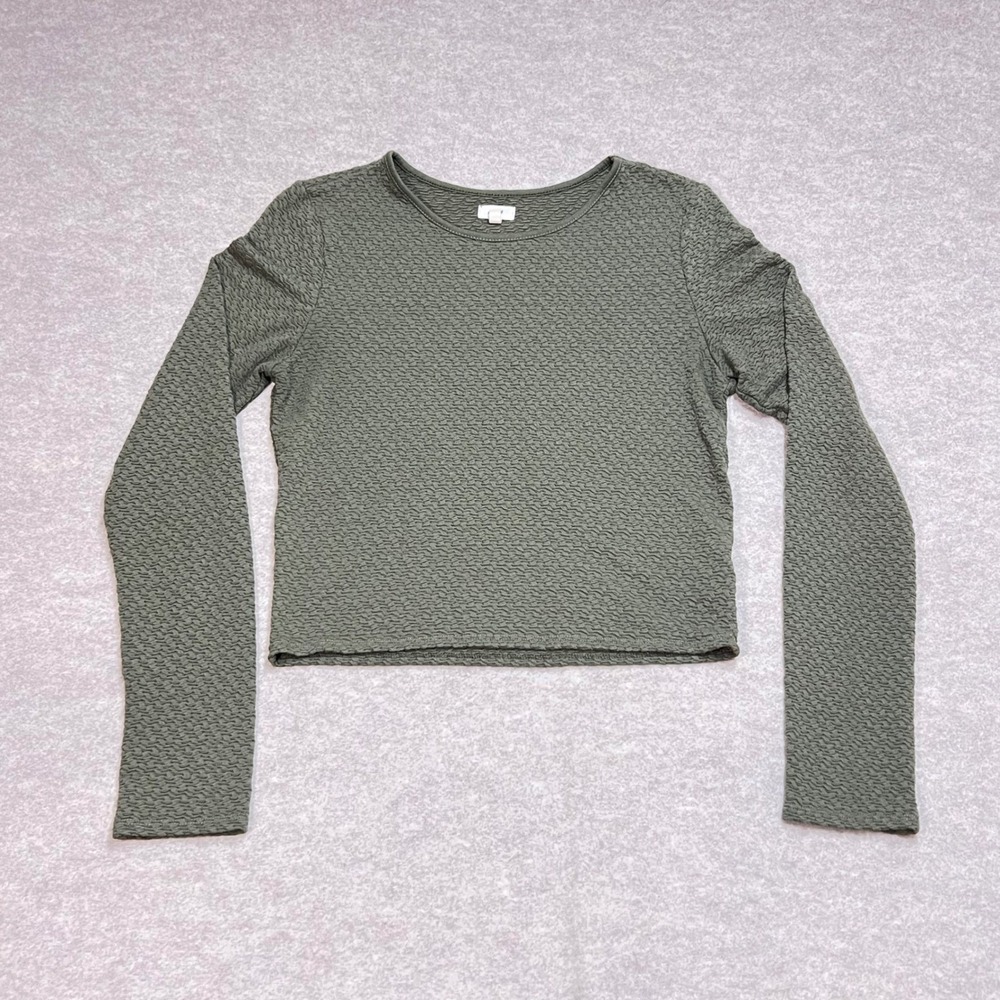 Aerie Womens Olive Green Textured Long Sleeve Crop Top Size Medium Crew Neck EUC